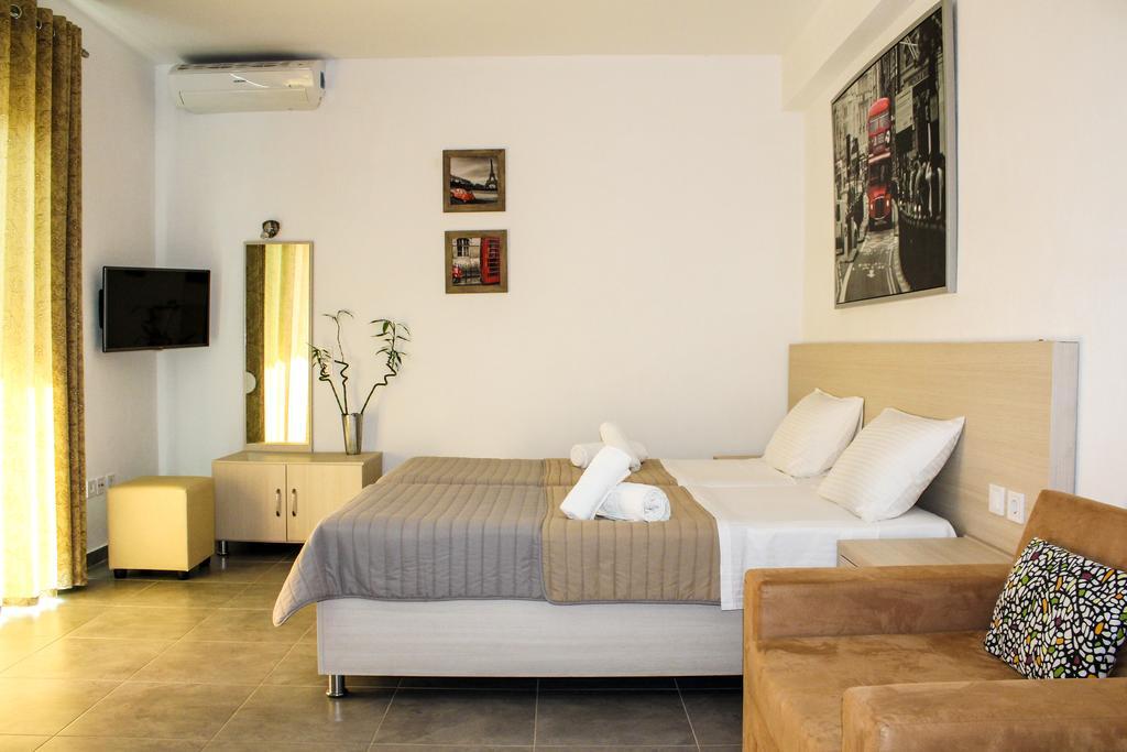 Mariza'S Guest House Skiathos Exterior photo